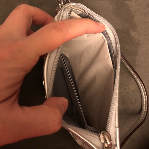 Matching Coach purse and clutch wallet - Picture 3 of 8